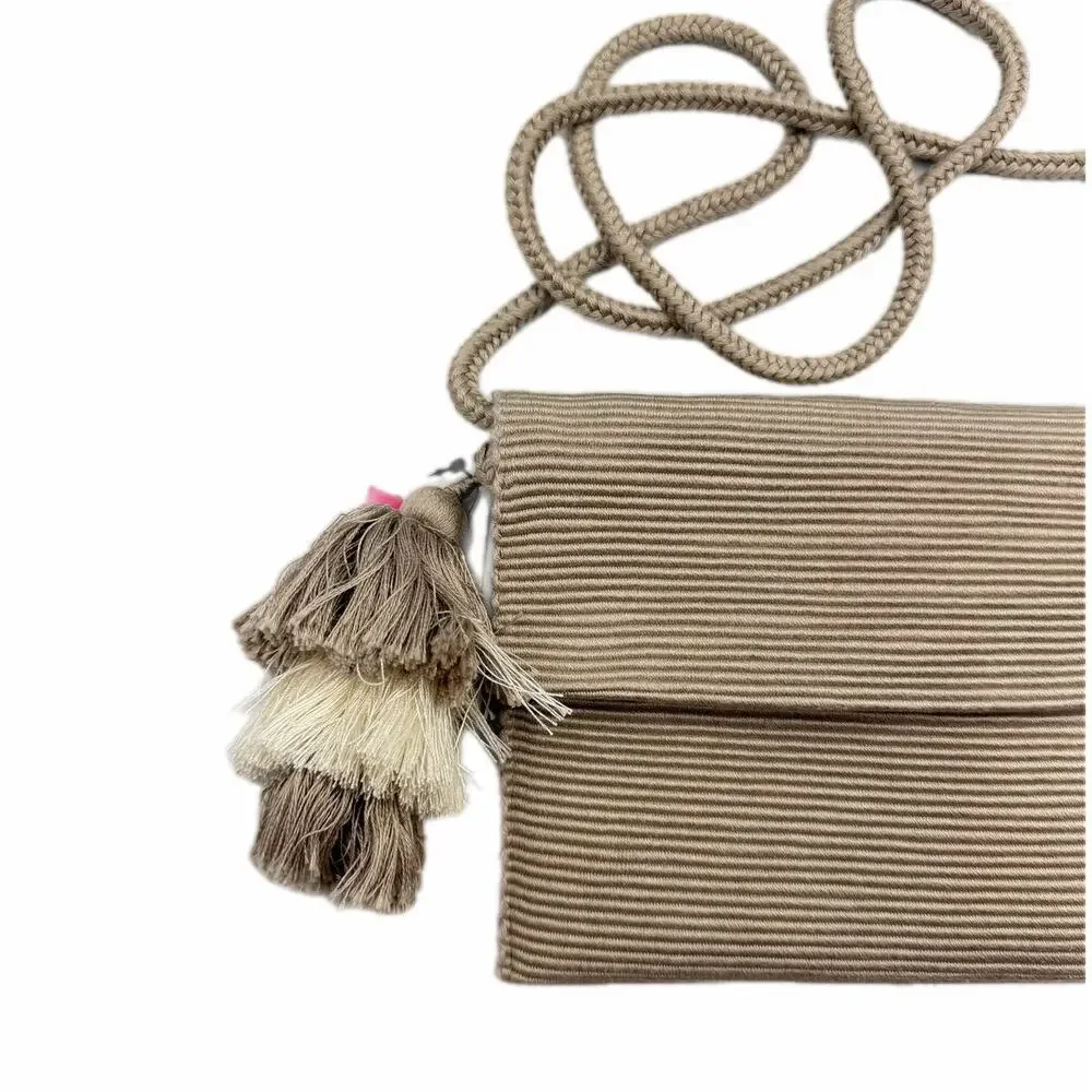 Pais Textil Ande NWT Beige 100% Cotton Woven Handmade Crossbody Foldover Purse